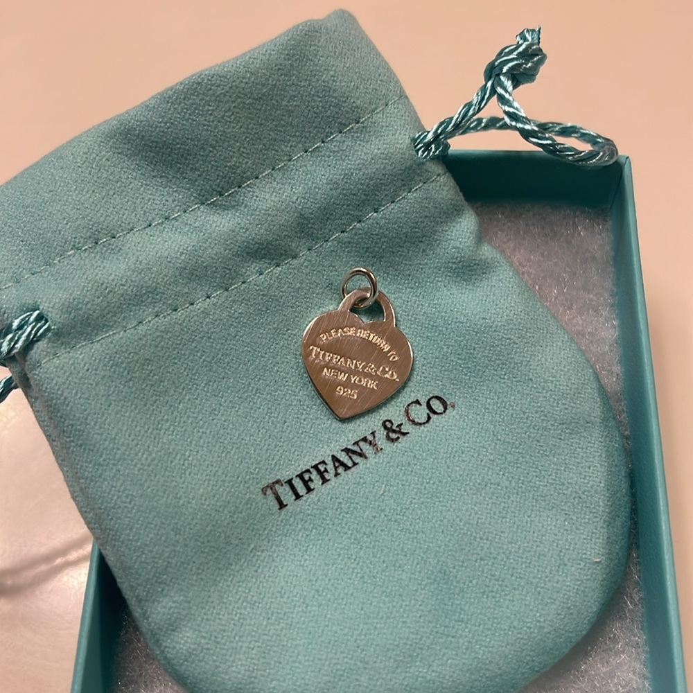 Tiffany & Co. Return To Tiffany Sterling Silver heart charm, small size